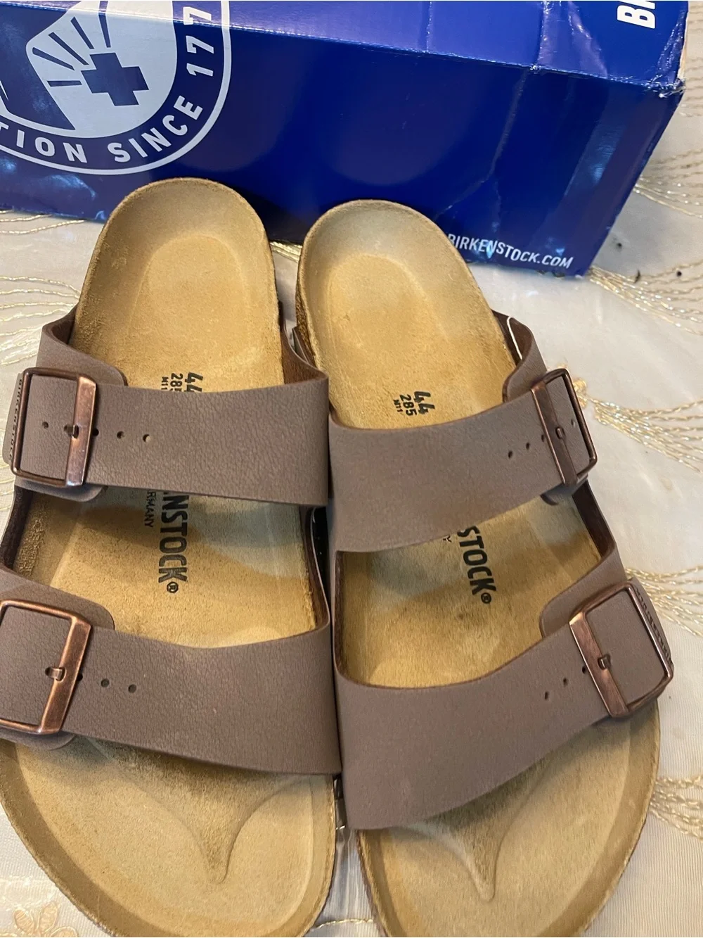 NWB Birkenstock men’s Arizona leather two strap sandals color mocha size 11